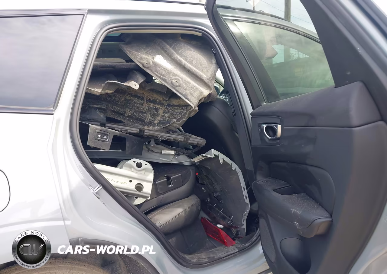 2024 Volvo Xc60 B5 Plus Dark Theme VIN:YV4L12RL1R1782431 - 8