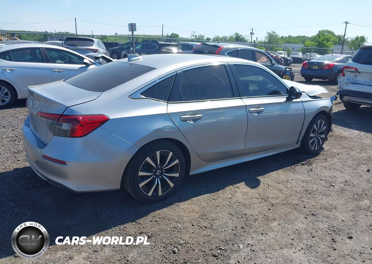 2024 Honda Civic Ex VIN:2HGFE1F72RH323384 - 4