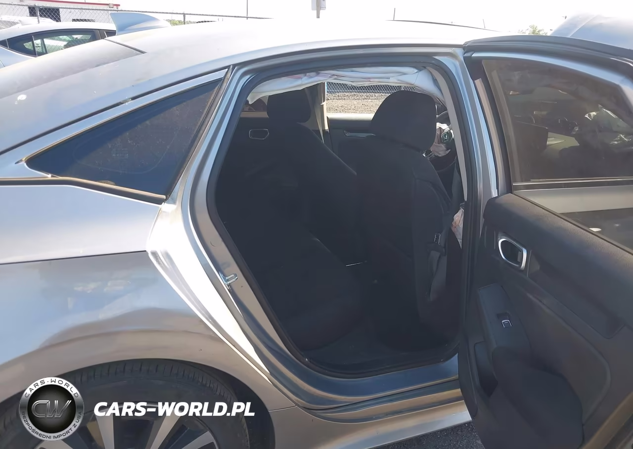 2024 Honda Civic Ex VIN:2HGFE1F72RH323384 - 8
