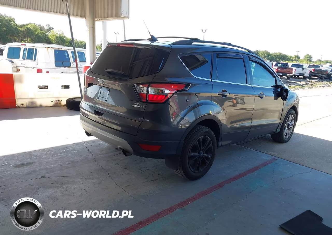 2018 Ford Escape Se VIN:1FMCU0GD9JUD15153 - 4