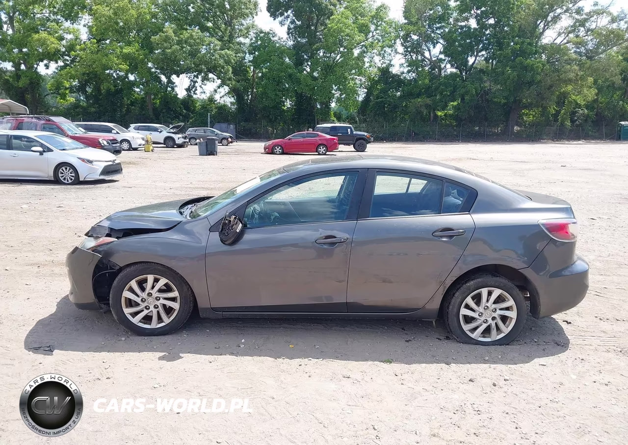 2012 Mazda Mazda3 I Touring VIN:JM1BL1V89C1584207 - 14