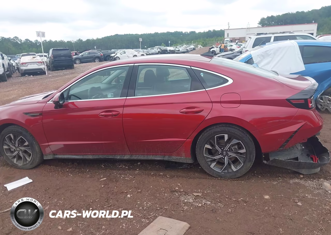 2025 Hyundai Sonata Sel VIN:KMHL64JA7SA436055 - 14