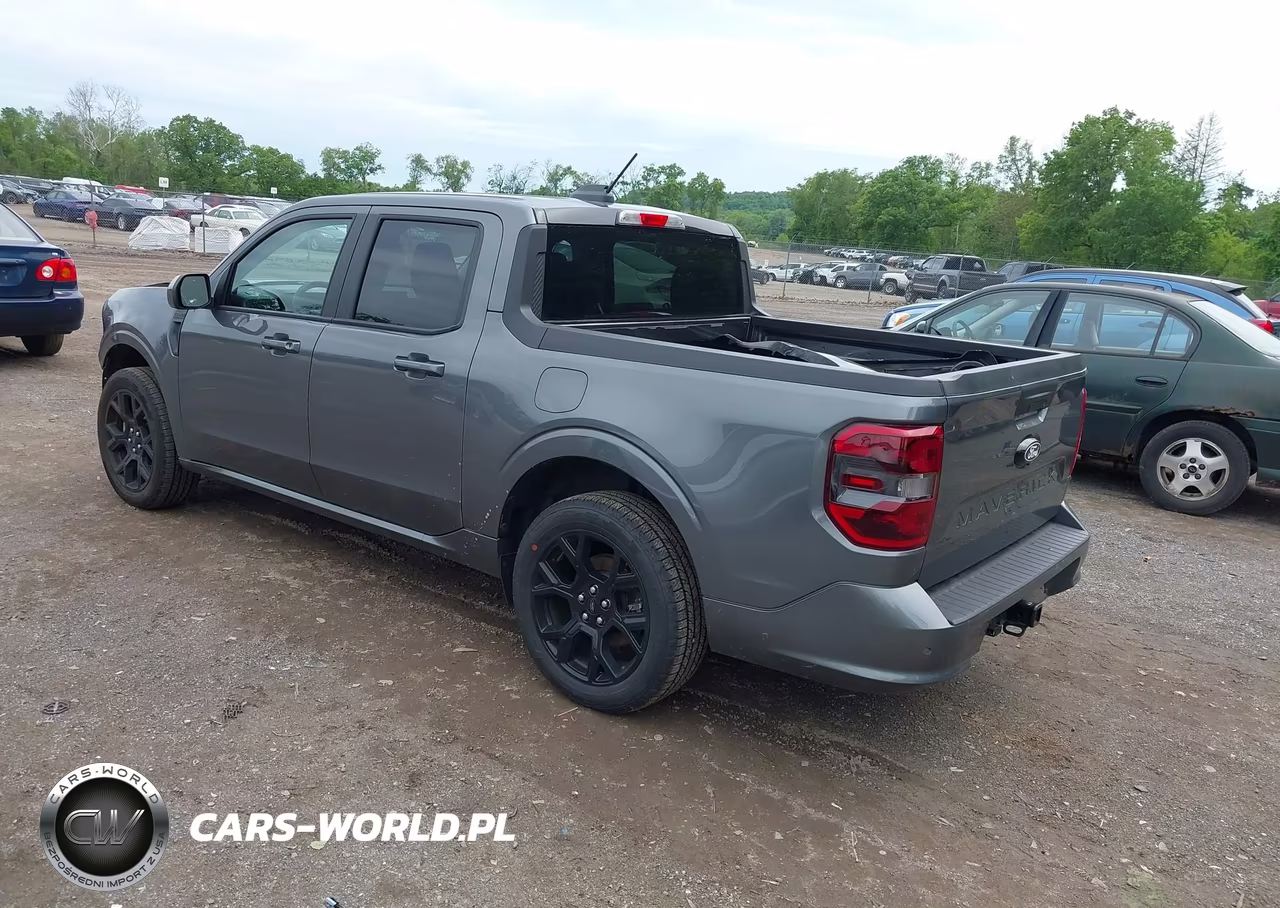 2025 Ford Maverick Lobo Standard VIN:3FTCW8TA4SRB17128 - 3