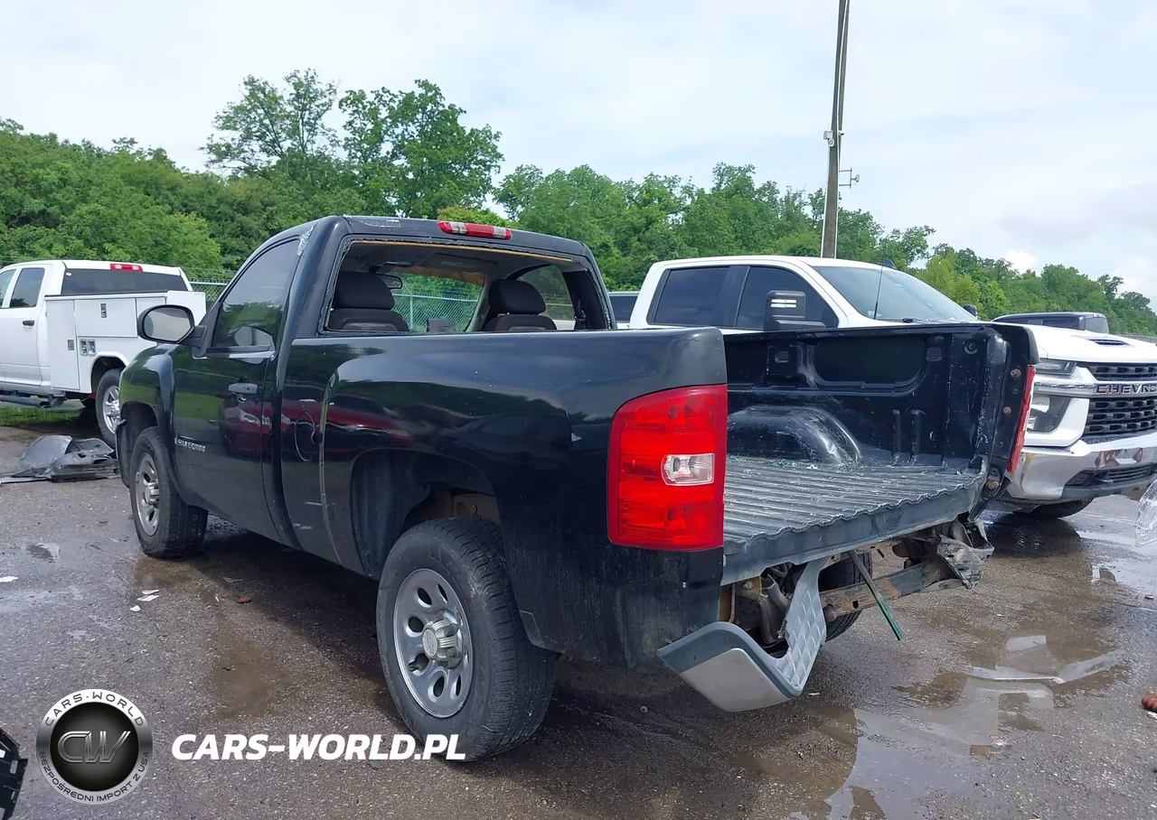 2008 Chevrolet Silverado 1500 Work Truck VIN:1GCEC14X28Z326982 - 3
