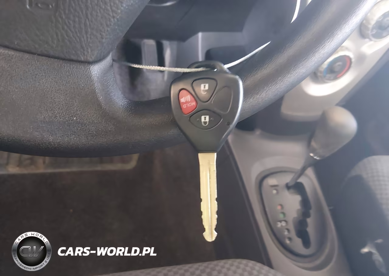 2007 Toyota Yaris VIN:JTDBT923271045568 - 11