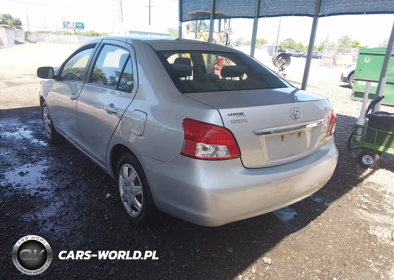 2007 Toyota Yaris VIN:JTDBT923271045568 - 3