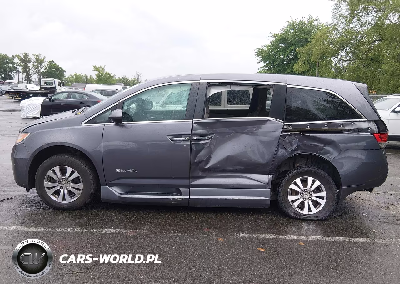 2015 Honda Odyssey Ex VIN:5FNRL5H48FB083013 - 14