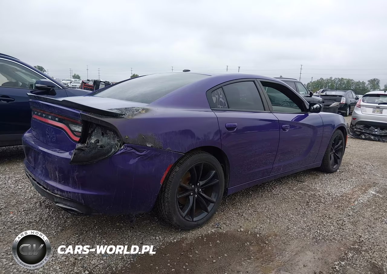2018 Dodge Charger Sxt Rwd VIN:2C3CDXBGXJH299034 - 4