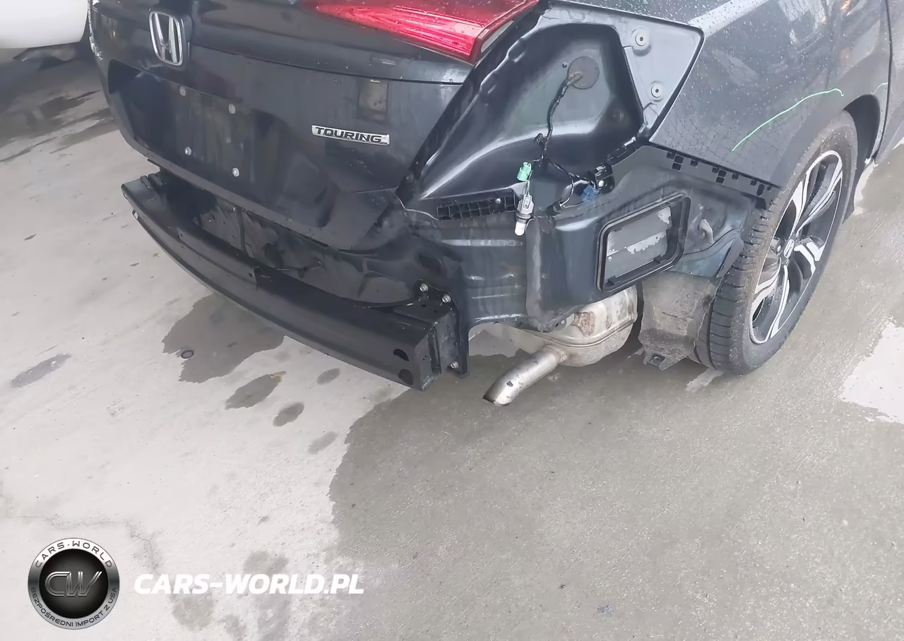2016 Honda Civic Touring VIN:19XFC1F97GE002696 - 17