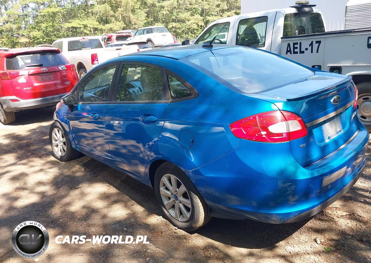 2013 Ford Fiesta Se VIN:3FADP4BJ4DM130768 - 3