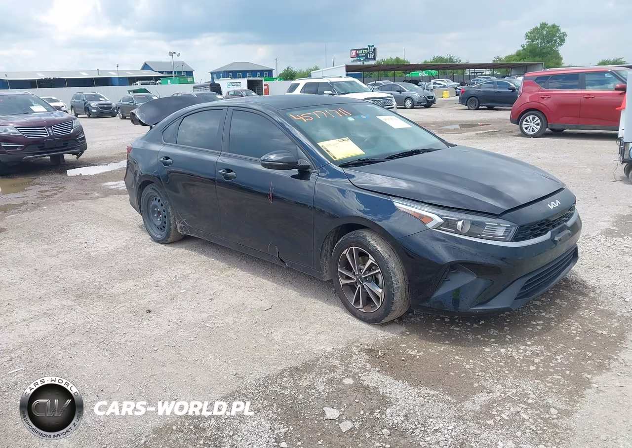 2023 Kia Forte Lxs – zdjęcie 1 z 16
