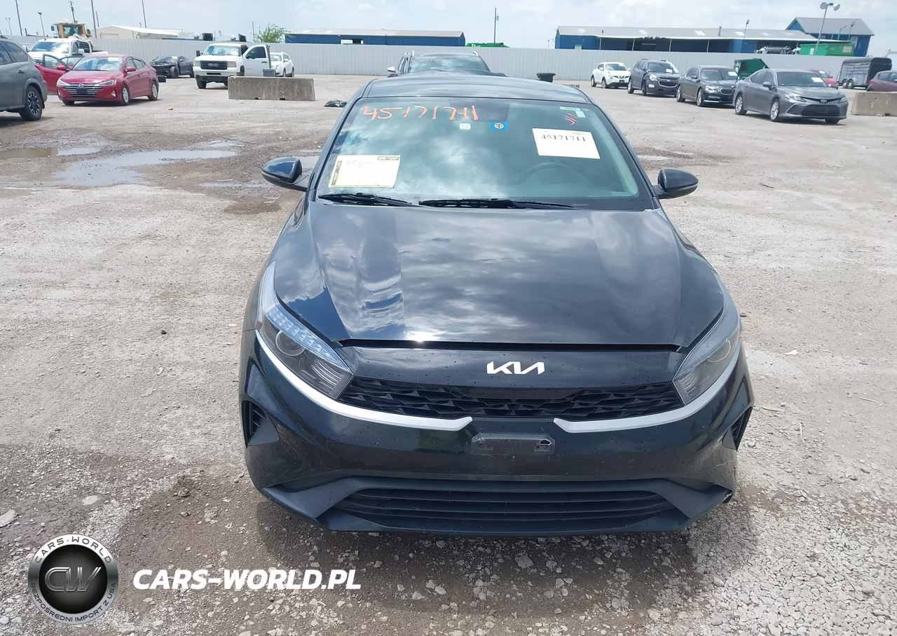 2023 Kia Forte Lxs VIN:3KPF24AD6PE676726 - 12