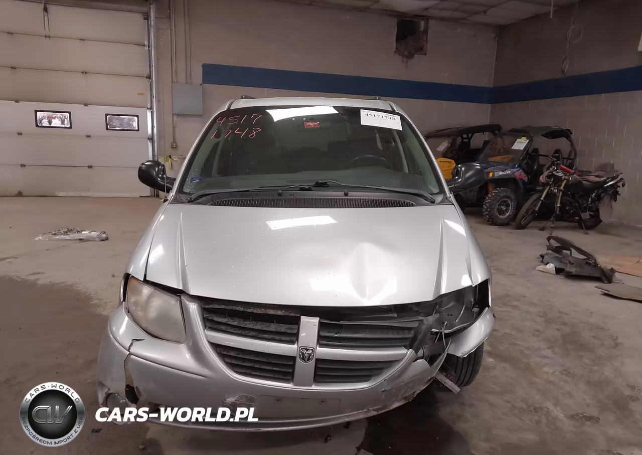 2005 Dodge Grand Caravan Sxt VIN:2D4GP44L15R455817 - 13