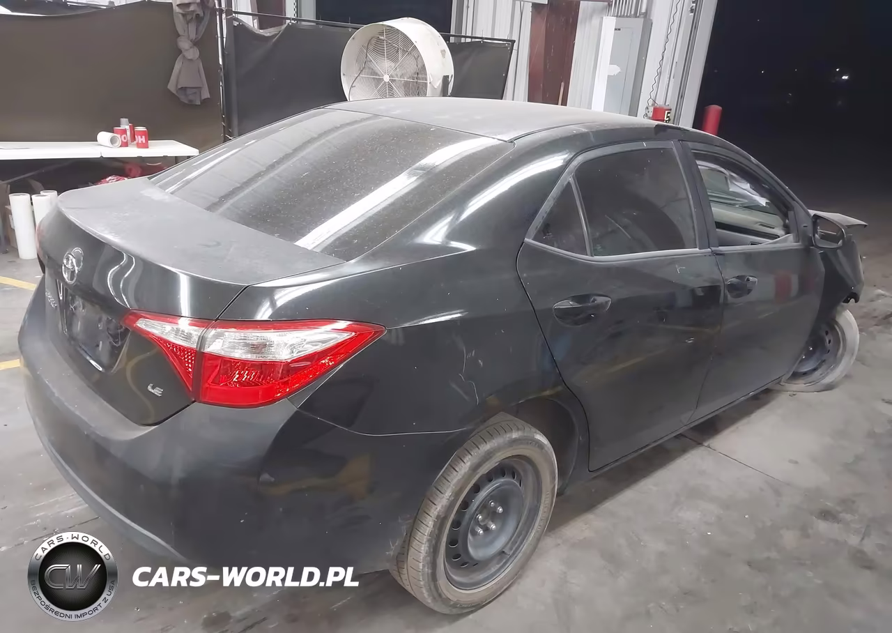 2016 Toyota Corolla Le VIN:2T1BURHE9GC693779 - 4