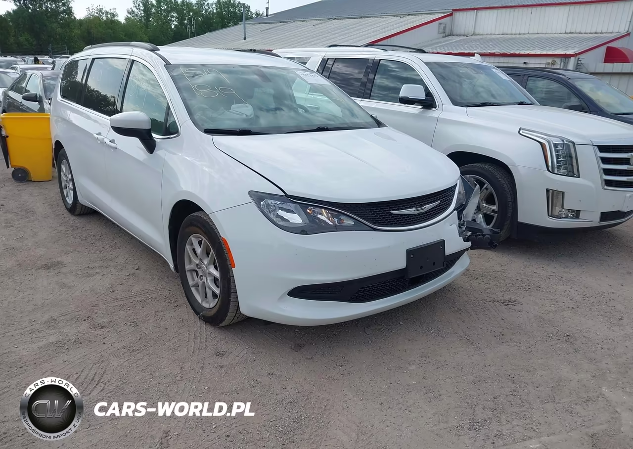 2021 Chrysler Voyager Lxi