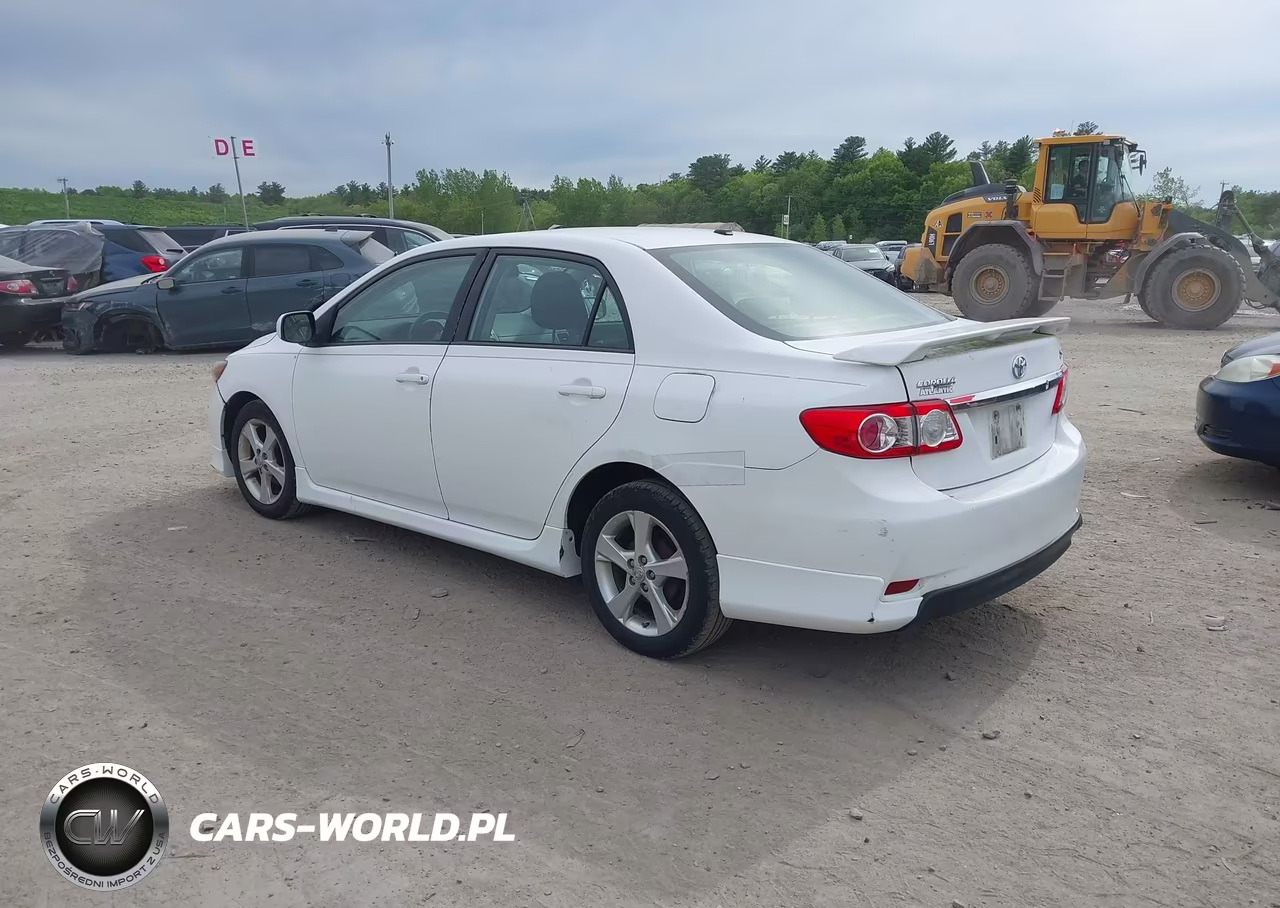 2012 Toyota Corolla S VIN:2T1BU4EE6CC845213 - 3