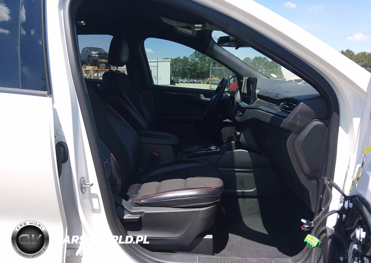 2024 Ford Escape St-Line VIN:1FMCU0MN4RUA50327 - 5