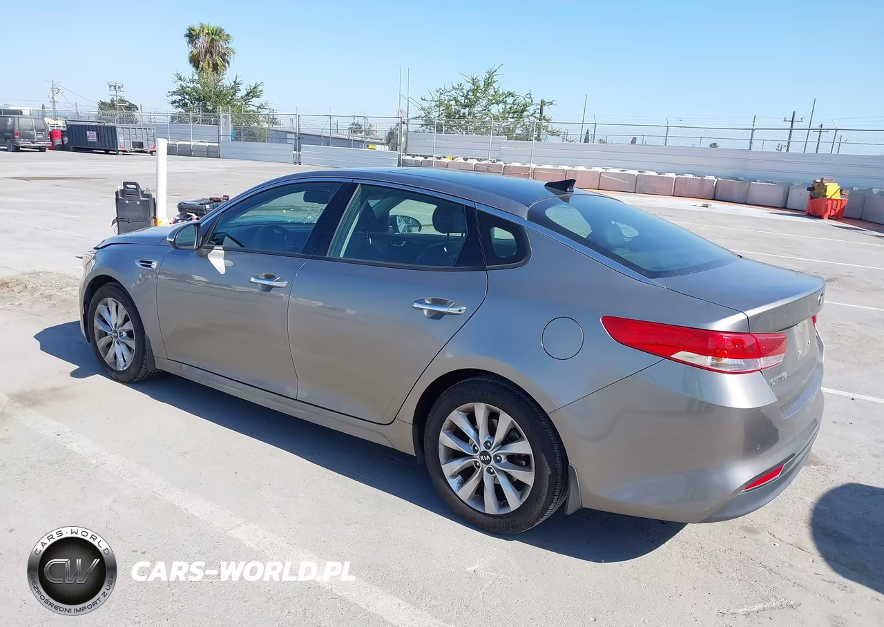 2018 Kia Optima Ex VIN:5XXGU4L30JG226913 - 3