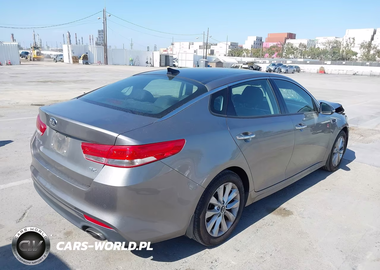 2018 Kia Optima Ex VIN:5XXGU4L30JG226913 - 4