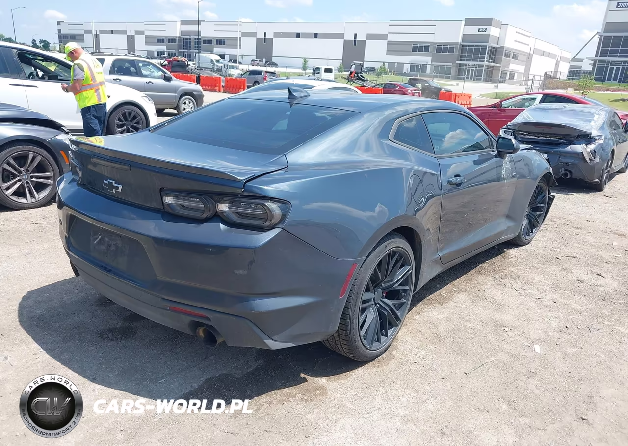 2021 Chevrolet Camaro Rwd 1Lt VIN:1G1FB1RX2M0113778 - 4