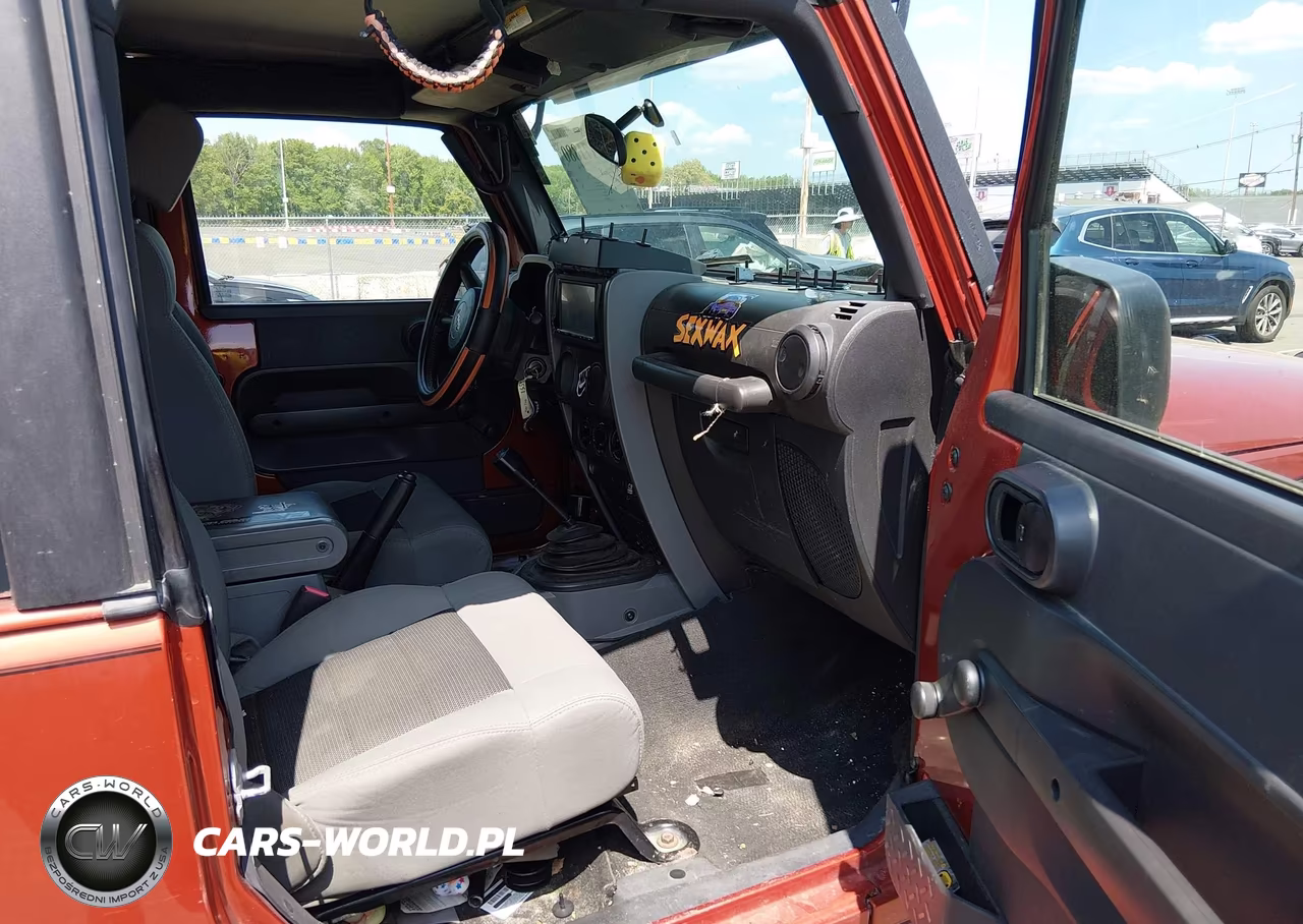 2009 Jeep Wrangler X VIN:1J4FA241X9L716478 - 5
