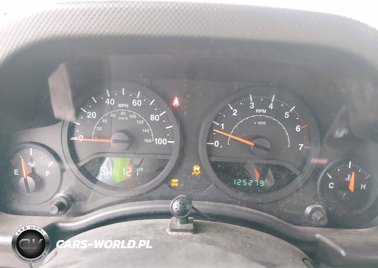 2009 Jeep Wrangler X VIN:1J4FA241X9L716478 - 7