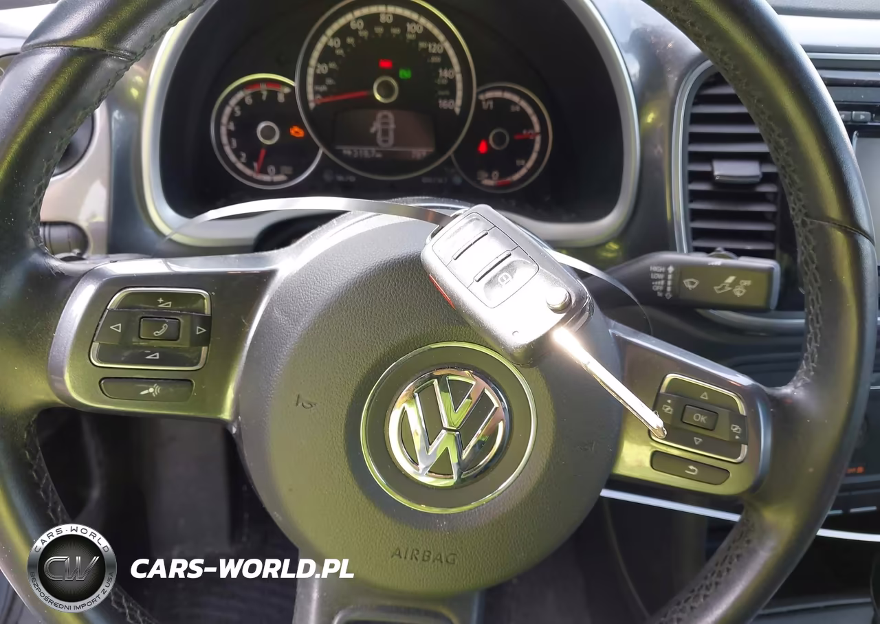 2013 Volkswagen Beetle 2.5L VIN:3VWJP7ATXDM662847 - 11