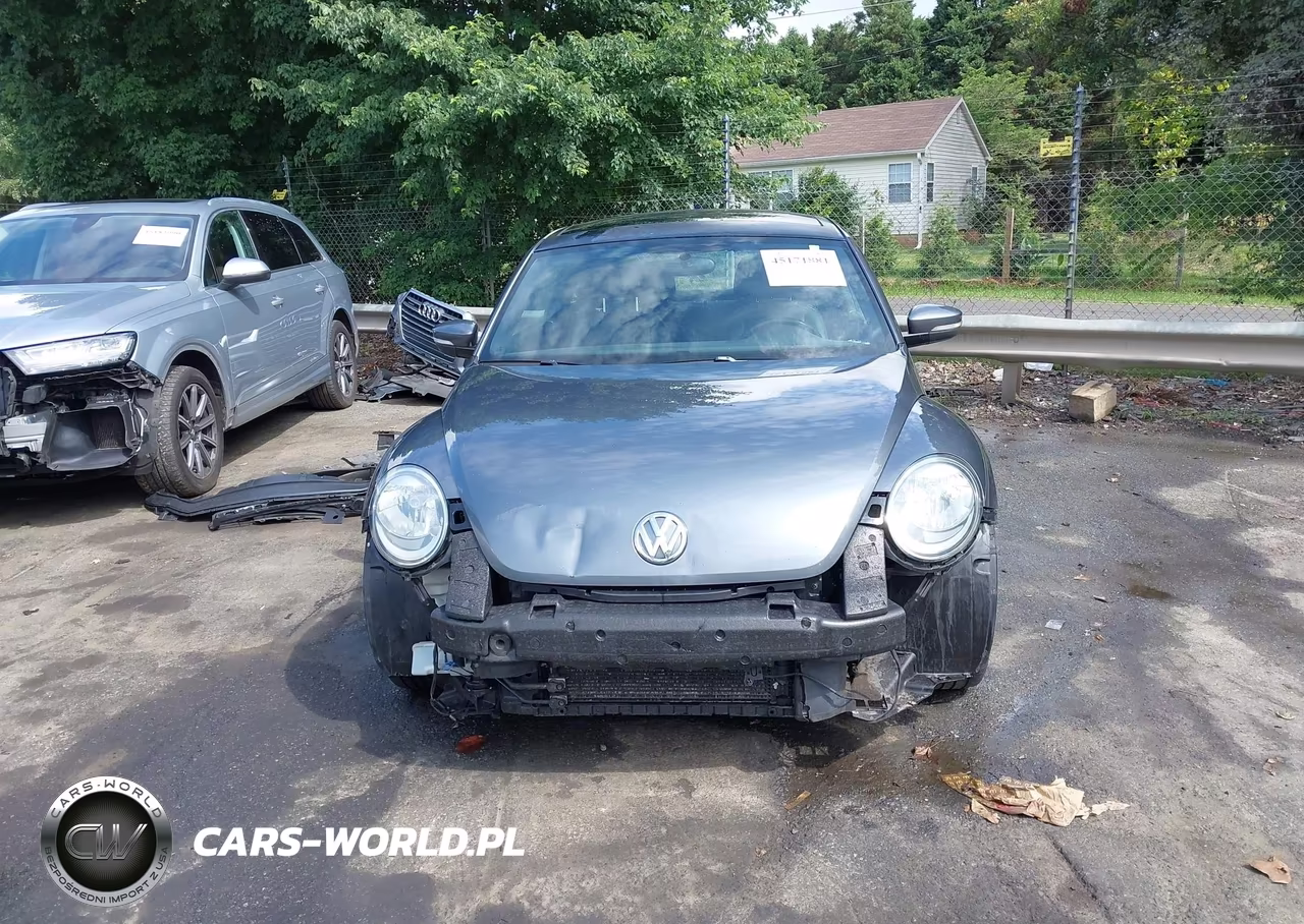 2013 Volkswagen Beetle 2.5L VIN:3VWJP7ATXDM662847 - 13