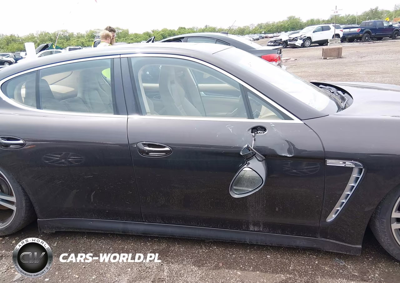 2011 Porsche Panamera Turbo VIN:WP0AC2A78BL090664 - 13