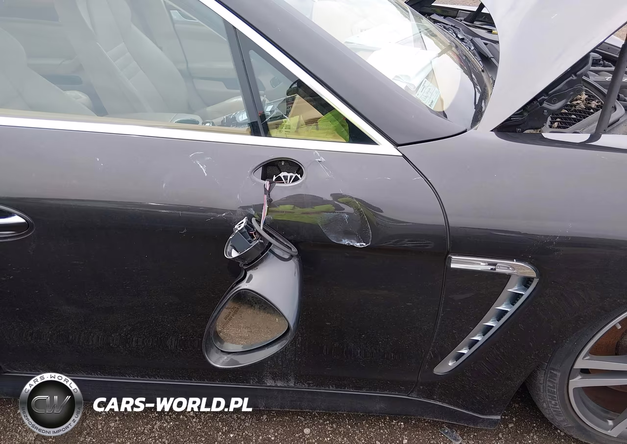 2011 Porsche Panamera Turbo VIN:WP0AC2A78BL090664 - 17