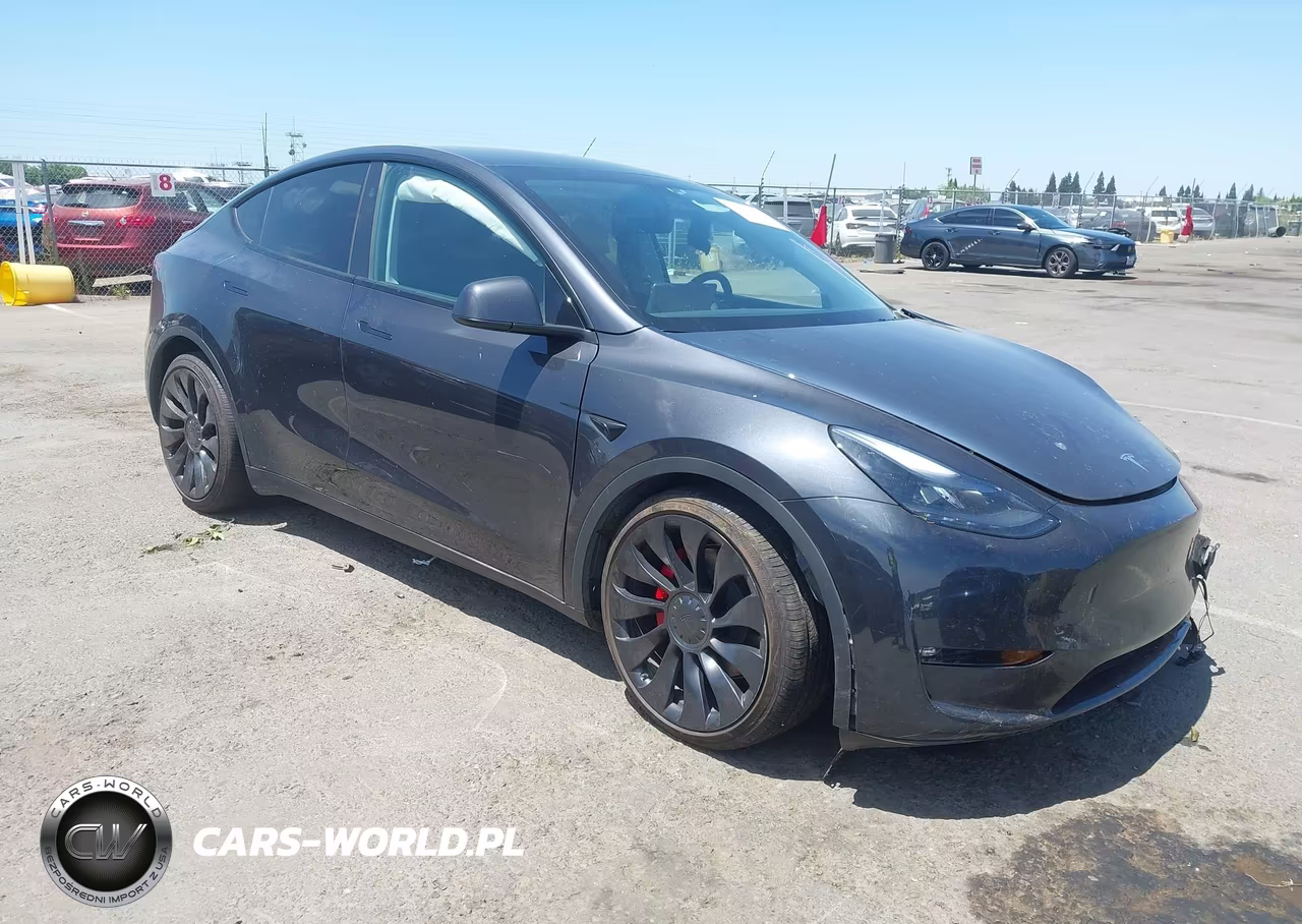 2024 Tesla Model Y Performance Dual Motor All-Wheel Drive – zdjęcie 1 z 19
