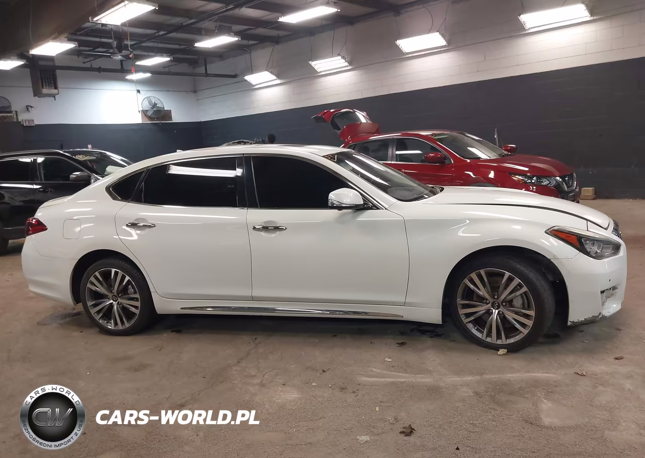 2017 Infiniti Q70L 3.7X VIN:JN1BY1PR3HM210207 - 13