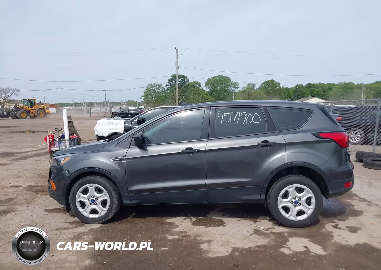 2019 Ford Escape S VIN:1FMCU0F72KUA13698 - 14