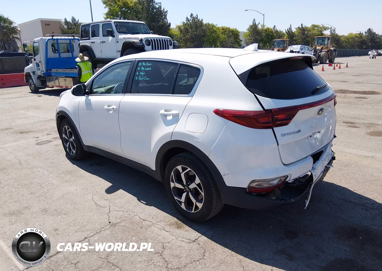 2021 Kia Sportage Lx VIN:KNDPM3AC4M7932695 - 3