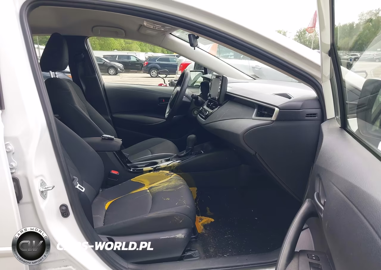 2022 Toyota Corolla Le VIN:JTDEPMAE5N3031060 - 5