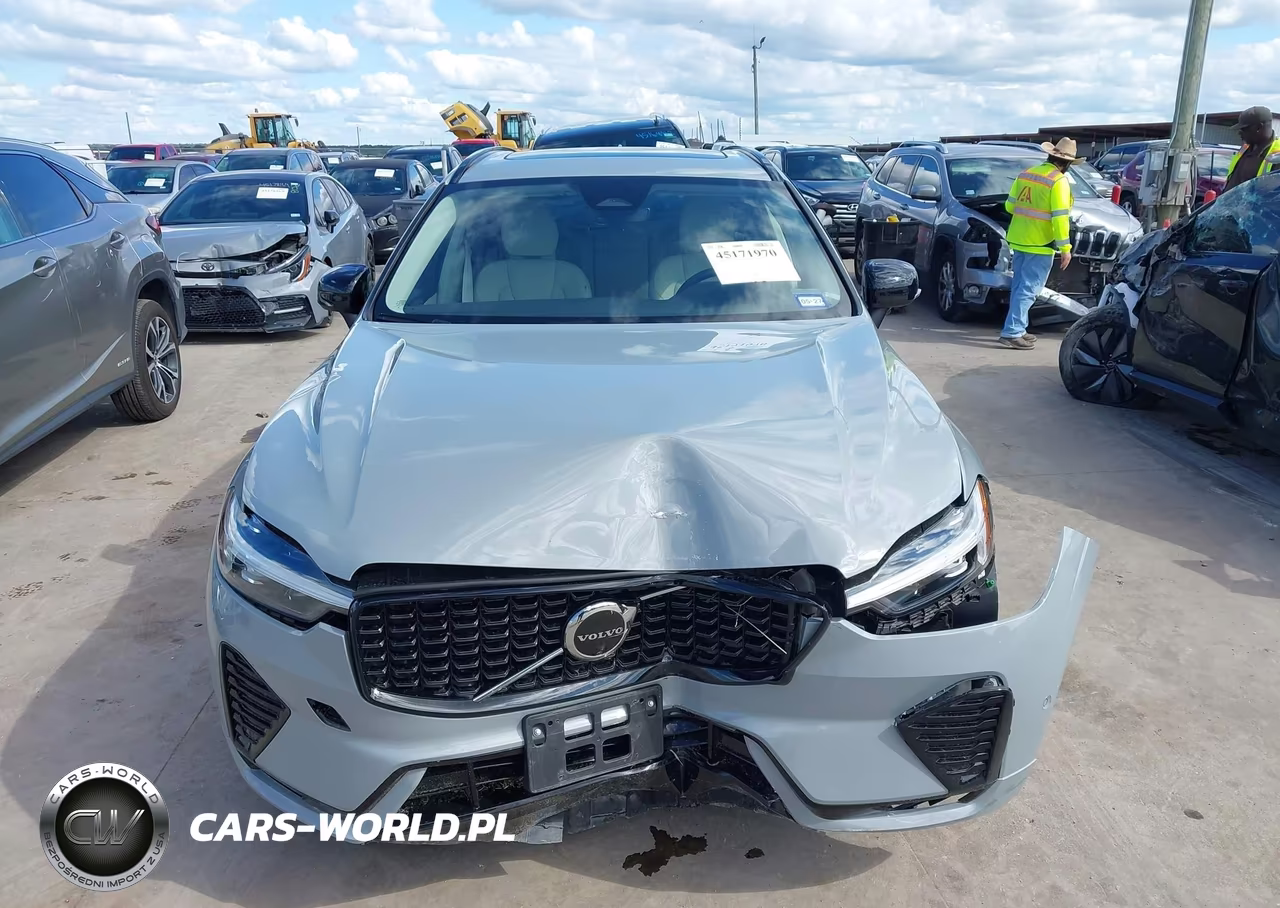 2025 Volvo Xc60 B5 Plus VIN:YV4M12RC0S1069059 - 12
