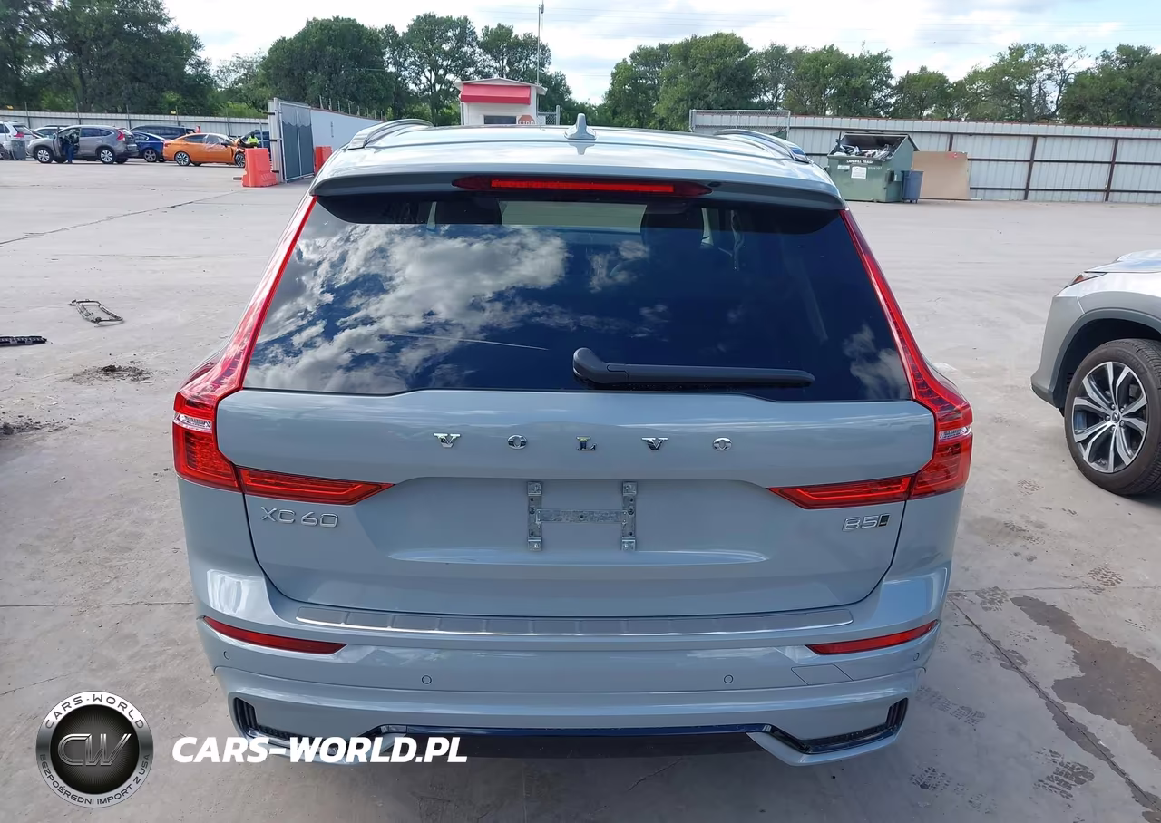 2025 Volvo Xc60 B5 Plus VIN:YV4M12RC0S1069059 - 16