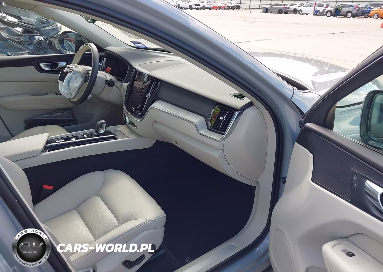 2025 Volvo Xc60 B5 Plus VIN:YV4M12RC0S1069059 - 5