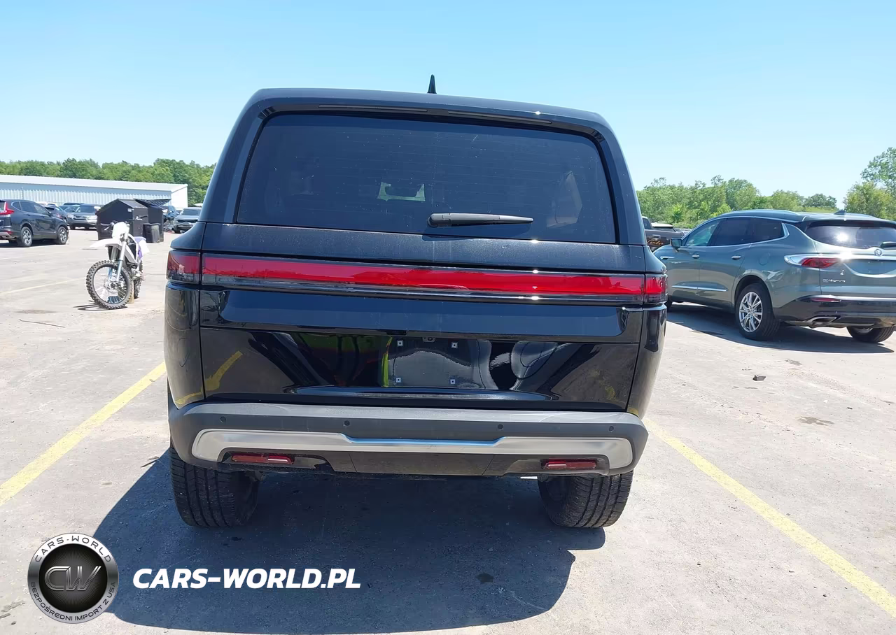 2023 Rivian R1S Adventure VIN:7PDSGABA1PN028802 - 16