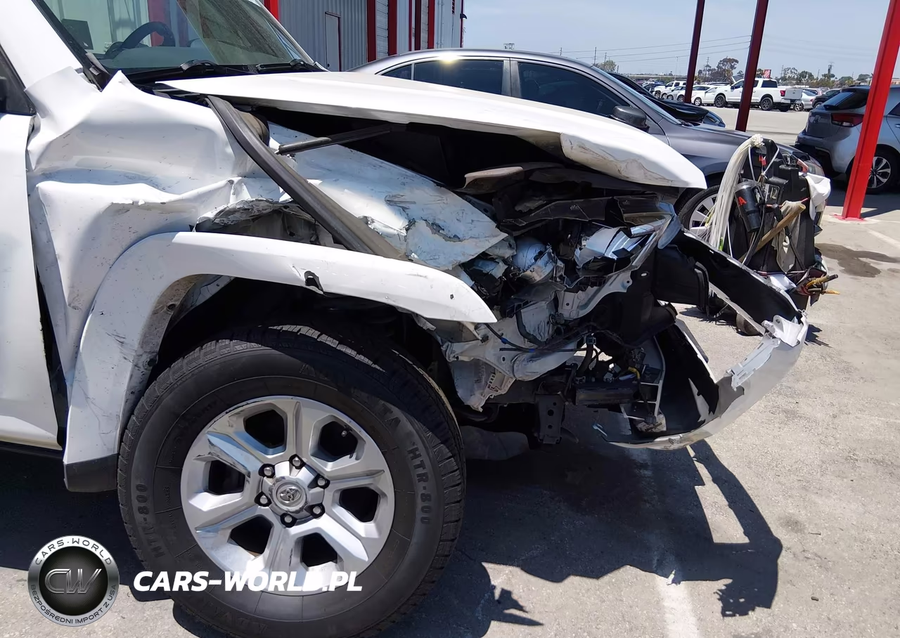 2018 Toyota 4Runner Sr5 VIN:JTEZU5JR9J5165941 - 6
