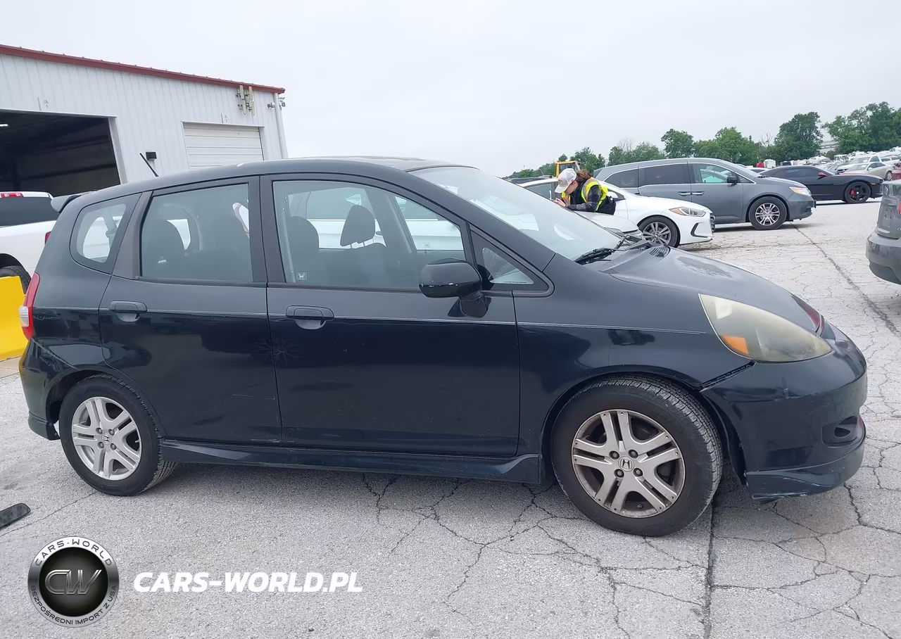 2008 Honda Fit Sport VIN:JHMGD38688S072365 - 13