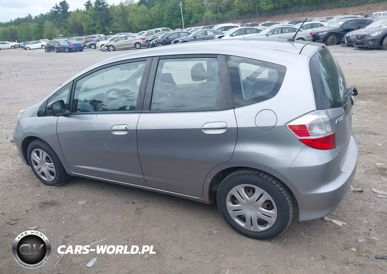 2010 Honda Fit VIN:JHMGE8H20AS017485 - 14