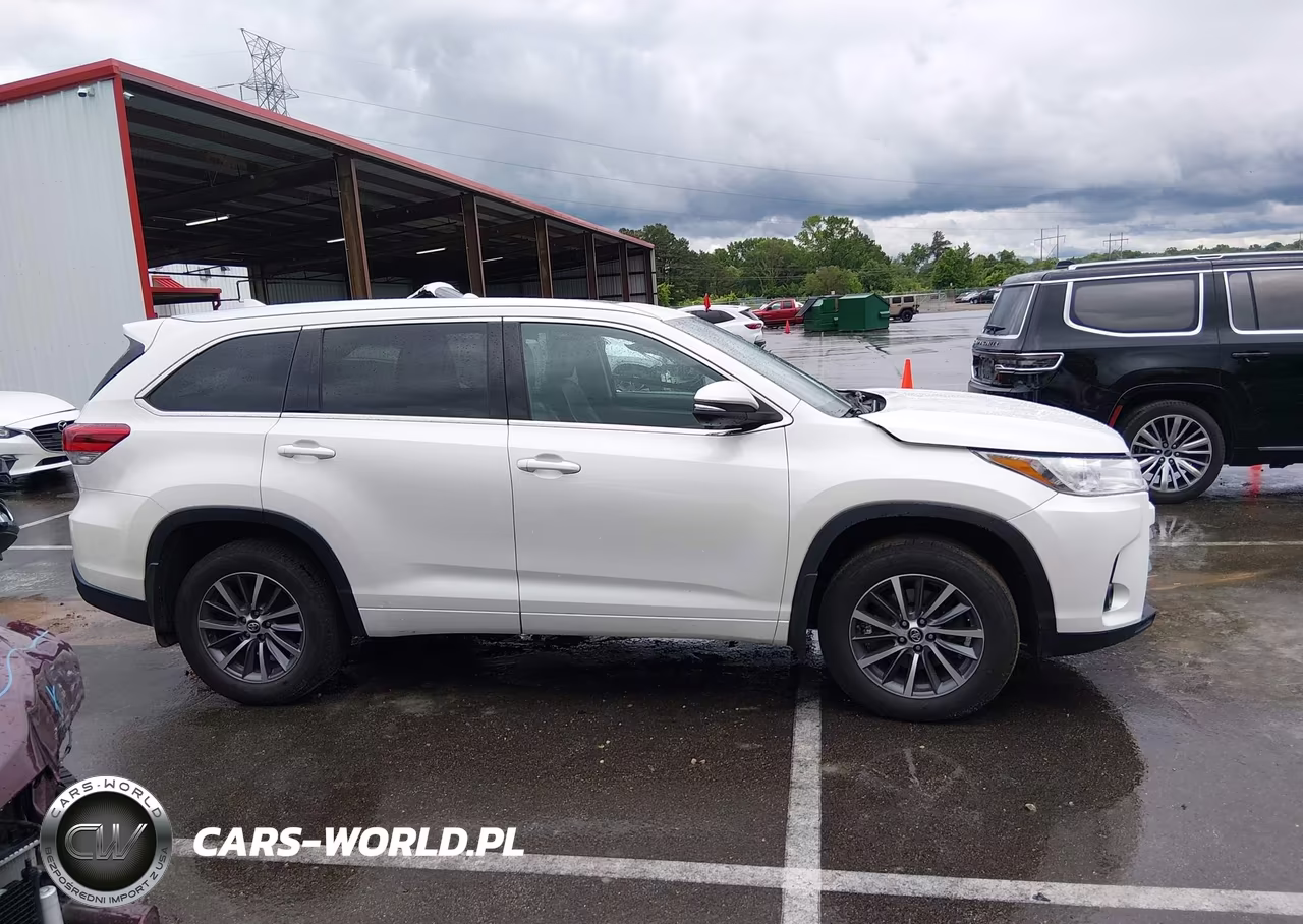 2017 Toyota Highlander Xle VIN:5TDJZRFH3HS508242 - 13