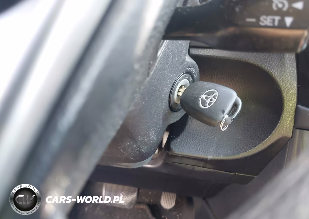 2016 Toyota Corolla Le VIN:2T1BURHE1GC656063 - 11