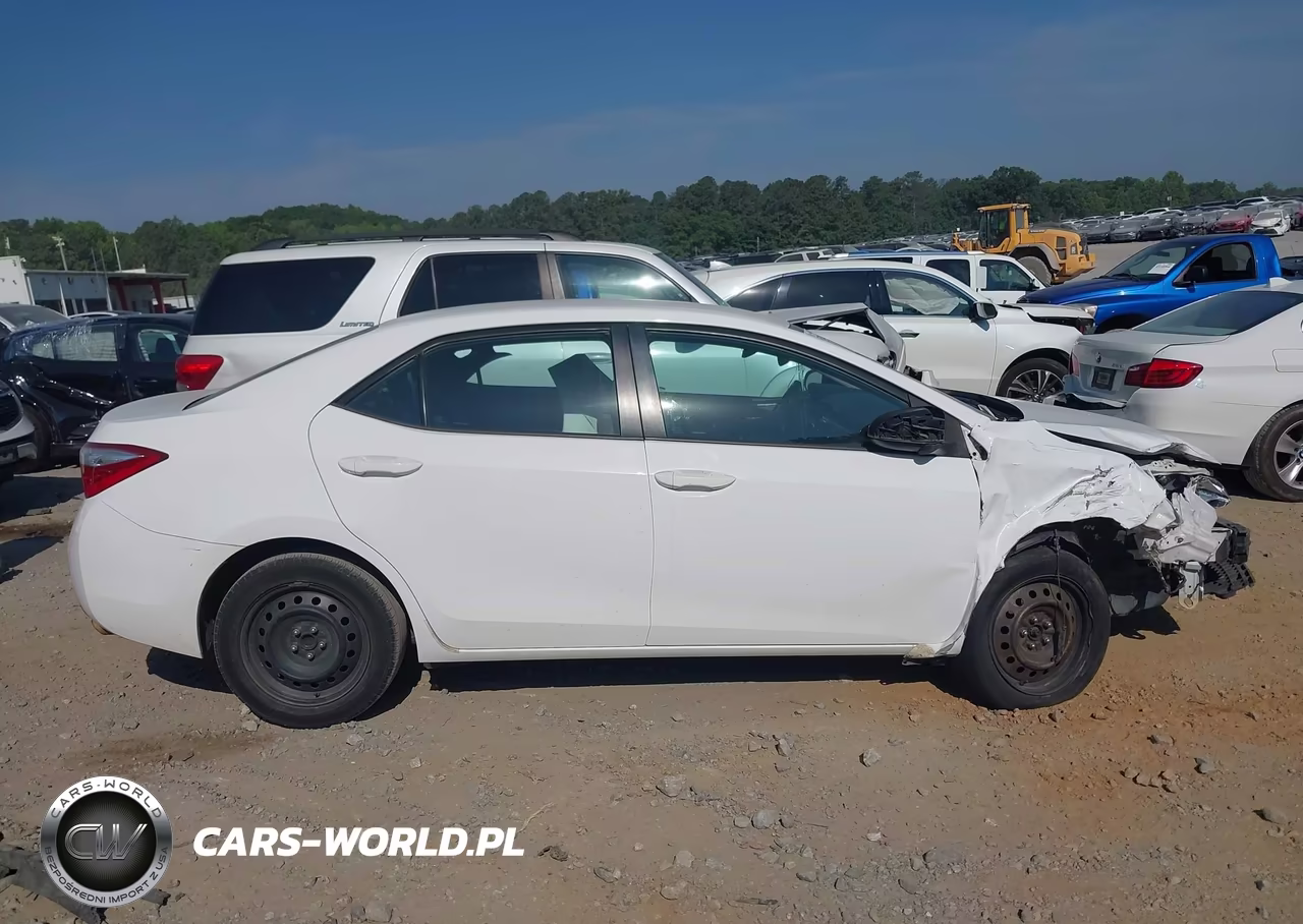 2016 Toyota Corolla Le VIN:2T1BURHE1GC656063 - 13