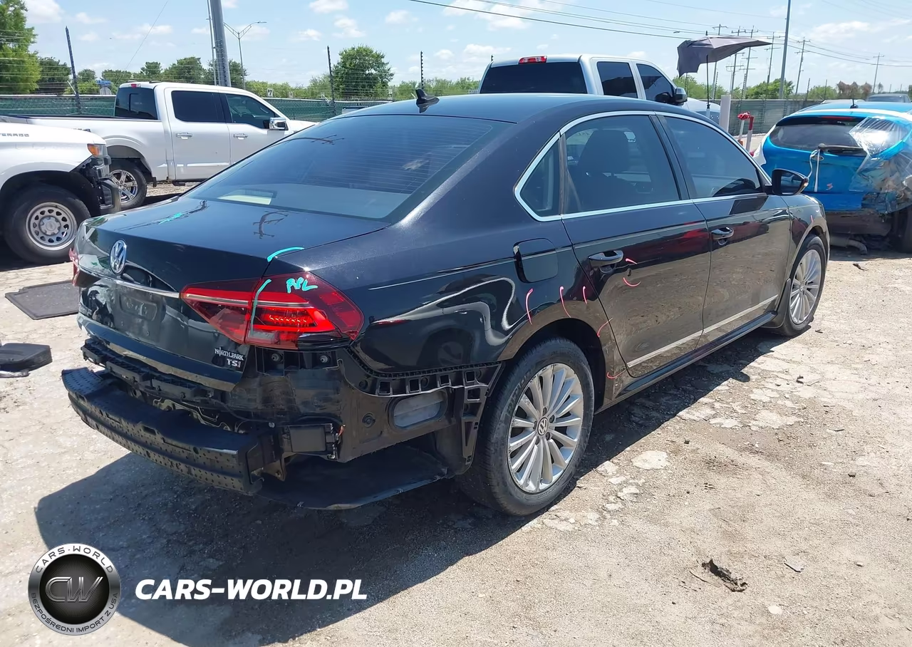 2017 Volkswagen Passat 1.8T Se VIN:1VWBT7A33HC013057 - 4
