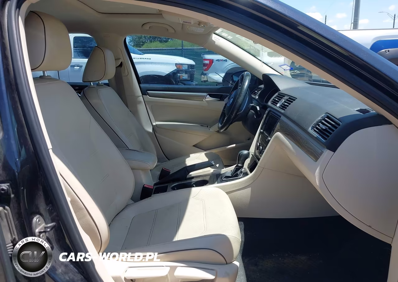 2017 Volkswagen Passat 1.8T Se VIN:1VWBT7A33HC013057 - 5