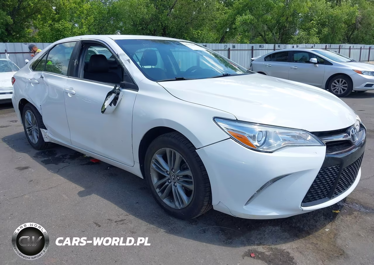 2015 Toyota Camry Se – zdjęcie 1 z 16