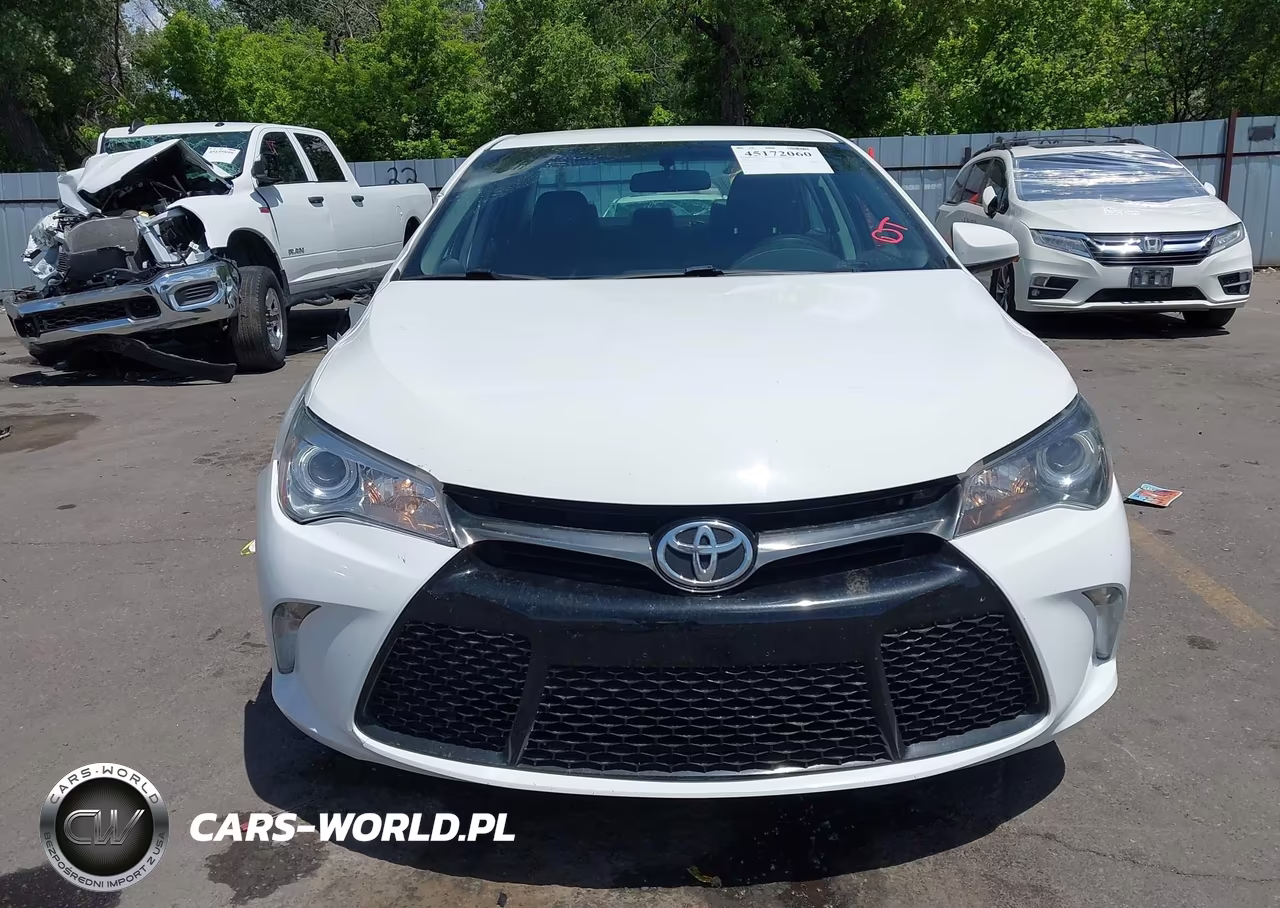 2015 Toyota Camry Se VIN:4T1BF1FK1FU061635 - 12