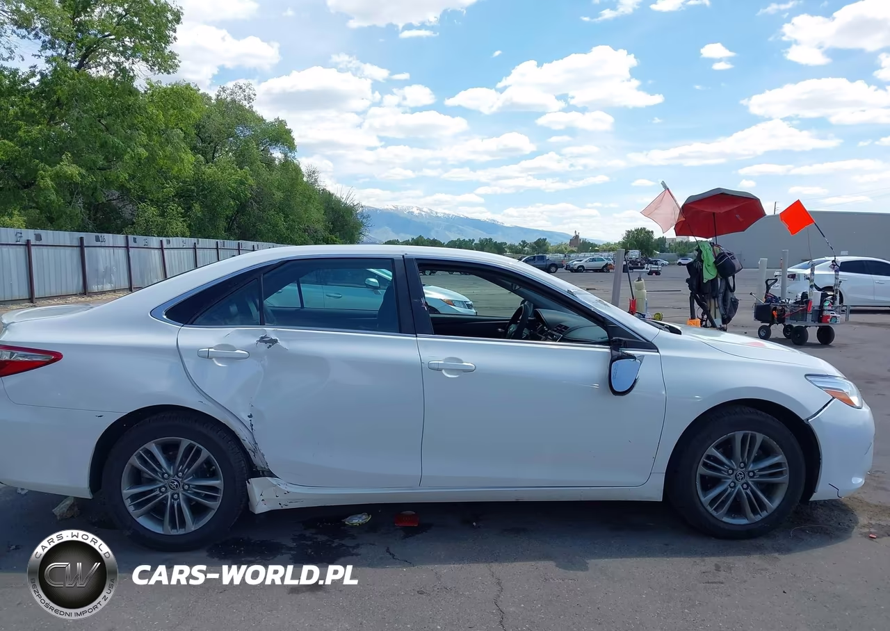 2015 Toyota Camry Se VIN:4T1BF1FK1FU061635 - 13